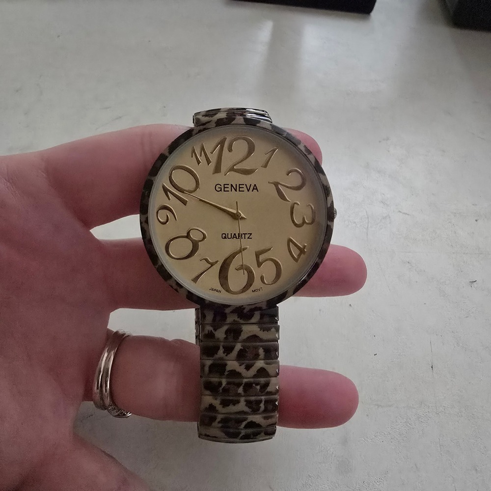 Y2k Geneva Quartz Watch Leopard Print Oversized Face Stretch Band Y2K Preppy